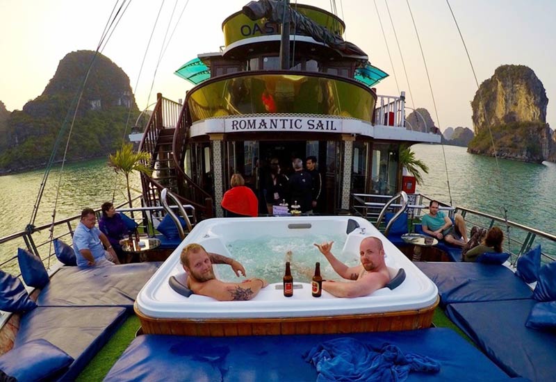 best party cruises halong bay